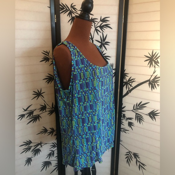 Blue and Green Women’s Knit Tank Top Size XXL - Picture 8 of 10